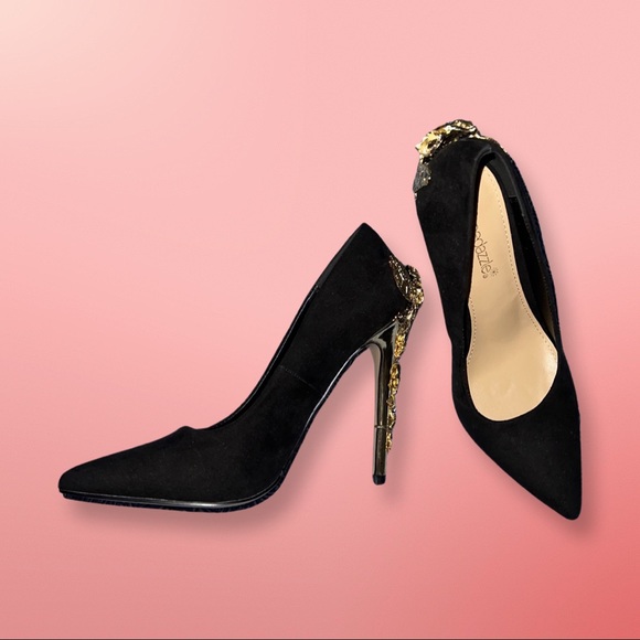 shoedazzle black booties